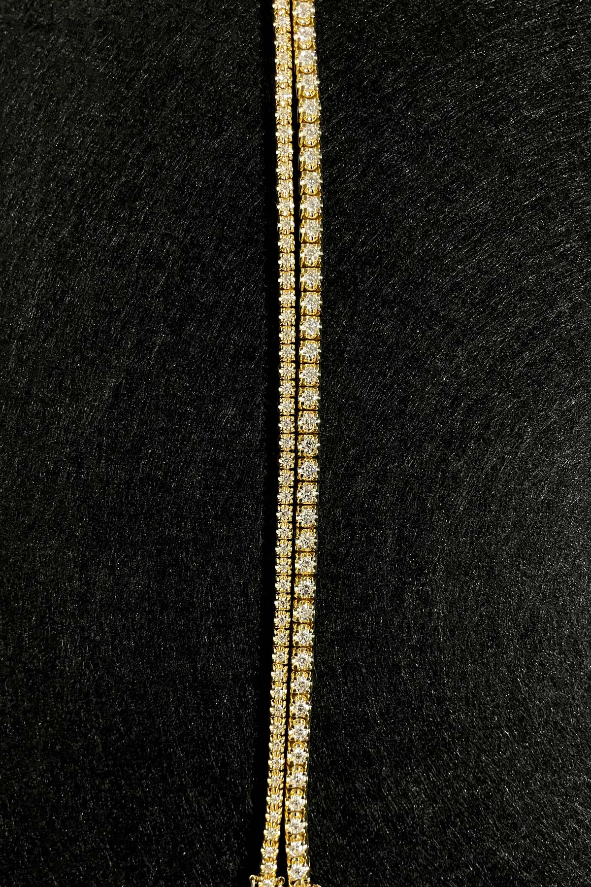 2.00 Carat Diamond Tennis Bracelet in 9ct Yellow or White Gold - Image 7