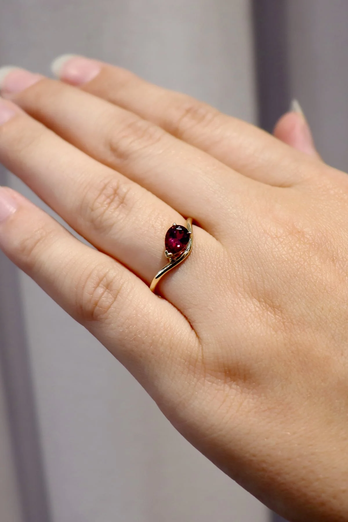 Rhodolite Garnet Pear Cut Dress Ring In 9 Carat Yellow Gold - Image 4